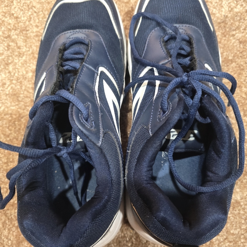 Blue Turf Shoes with Lace-Up Design and Comfortable Fit for Baseball